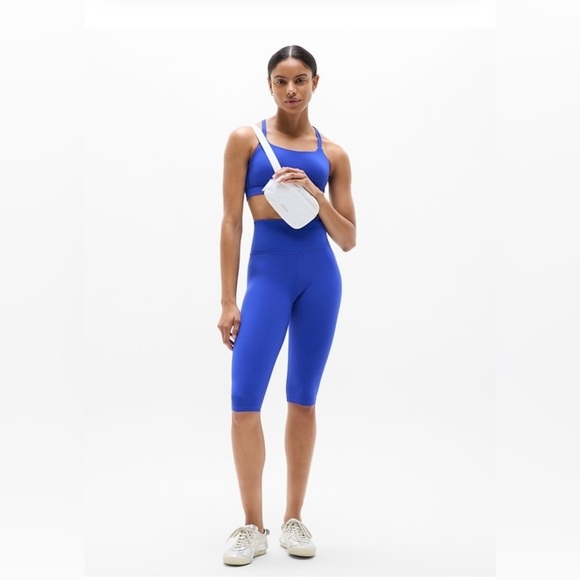 Athleta Pants - NWT Athleta Ultra High Rise Elation Varsity Crop Size Medium.